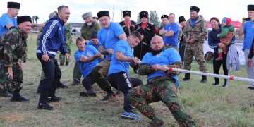 В рамках памятных мероприятий посвященных 230-летию высадки черноморских казаков на Тамань, сборные команды казачьих отделов (округа) Кубанского казачьего войска
