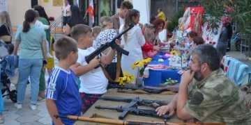 Выставку казачьего оружия показали в Сочи