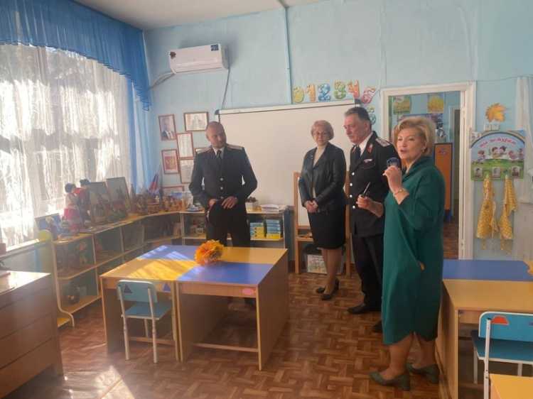 Атаман Ейского отдела посетил казачьи образовательные организации