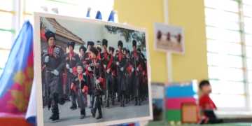 Почему в станице Ленинградской родители хотят отдать своих детей в школы с казачьим компонентом?