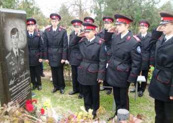 Ейские кадеты почтили память героя Чеченской войны Павла Бородина