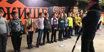 Учащиеся казачьего 4-го «Б» класса Новороссийской гимназии №20 побывали на дне открытых дверей в военно-патриотическом центре «Убежище-23»