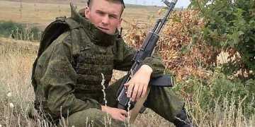 Иван Якунин - 24-летний казак Незаймановского хуторского казачьего общества - отправился на территорию проведения спецоперации несколько месяцев назад и сразу попал в зону активных боевых действия