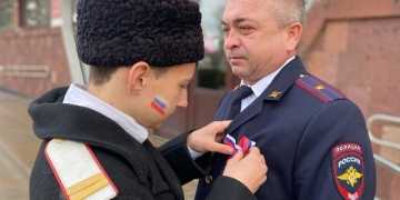 В Курганинске прошла акция " Мой Триколор", приуроченная ко Дню Конституции