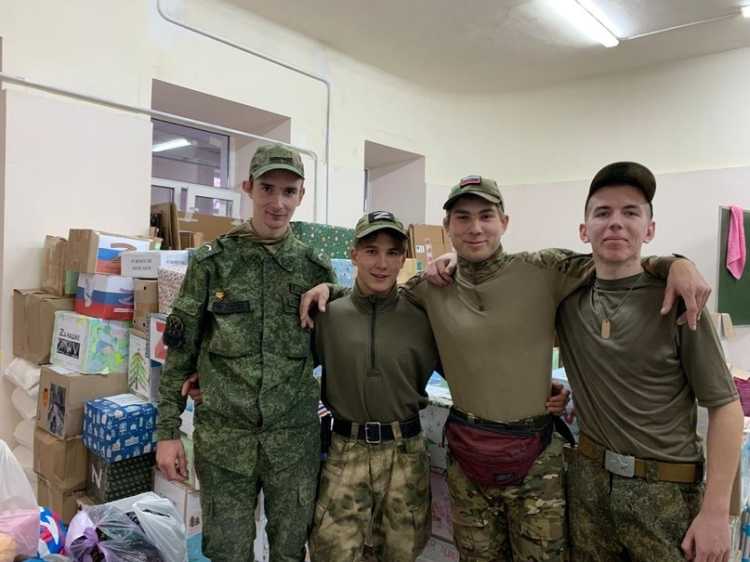акция в поддержку военнослужащих, защищающих интересы России в зоне специальной военной операции