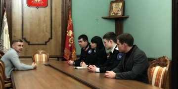 Играть в лазертаг