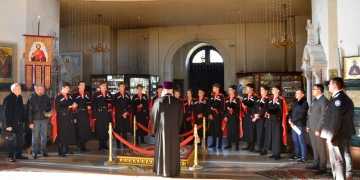 Молодые казаки посетили Александро-Невский собор