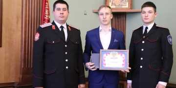 Состоялась встреча представителя команды "Казачьей славы имена..." Вячеслава Ткаченко и казаков краевого штаба СКМК