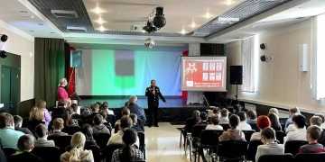 Казаки ХКО «Курень Ореховый» провели час патриотизма для казачат