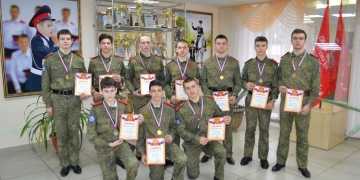 В физкультурно-спортивном комплексе «Солнечный» прошёл районный турнир по гиревому спорту