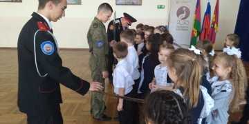 «Трошевцы» рассказали о кадетской жизни казачат Выселковского района