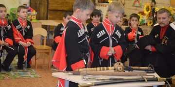 В казачьем детском саду № 83 казачата выбирали своего атамана