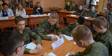 Заседание клуба «Закон и подросток»