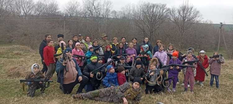 Учащиеся казачьих классов МБОУ СОШ № 62 хутора Павловского приняли участие в двухдневном походе