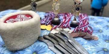 В силе и ловкости соревновалась казачья молодёжь Темрюкского района