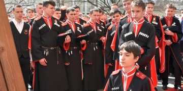 Активисты Союза казачьей молодёжи Кубани стали участниками открытия Православного фестиваля