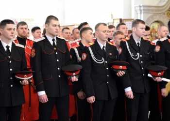 Активисты Союза казачьей молодёжи молились в Светлую Седмицу в Войсковом соборе