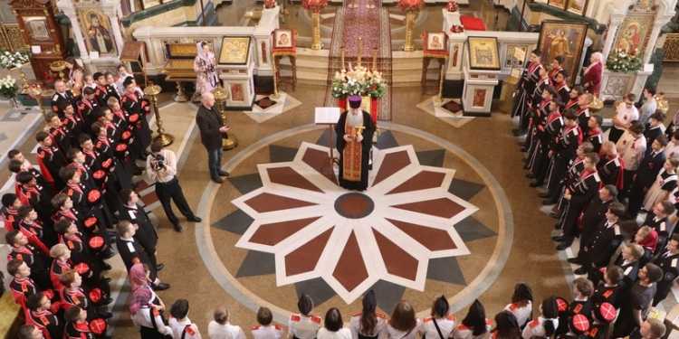 Гуманитарный груз, собранный казачьей молодёжью, был освящен и отправлен в зону СВО