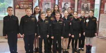 Выставка в казачьей школе