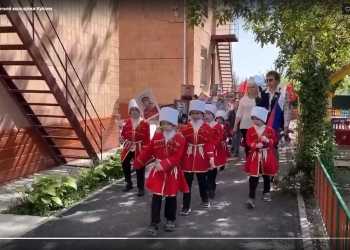 На территории детского сада N31 прошло торжественное шествие «Бессмертного полка»