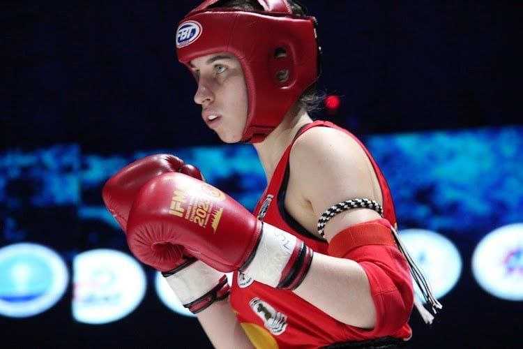 Чемпионка мира по тайскому боксу