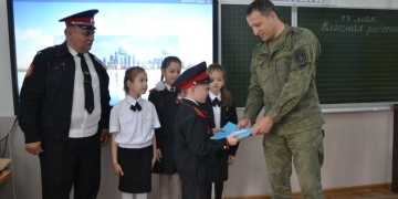 Гуманитарный груз для разведбата