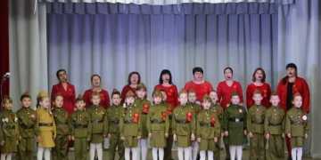 Нас песня к Победе ведет