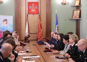 В Краснодаре прошёл круглый стол о настоящем и будущем казачьих кадетских корпусов