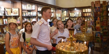 Казачата из Ленинградского района посетили Войсковой собор