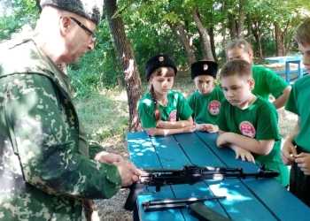 Казачий класс школы 18 села Юровка приехал в военно-патриотический клуб "Кордон"