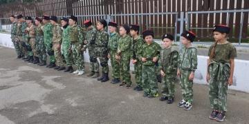 ПЕРВЫЙ ЛЕТНИЙ ВЫХОД В ГОРЫ