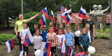 В МБОУ СОШ № 12 им. А.В. Суворова состоялось открытие летнего лагеря дневного пребывания «Родничок»