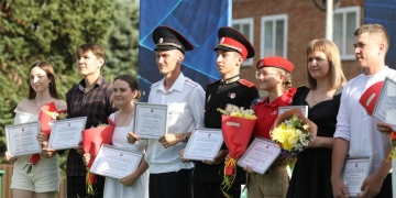 Глава муниципального образования Ленинградский район отметил лучших представителей ленинградской молодежи