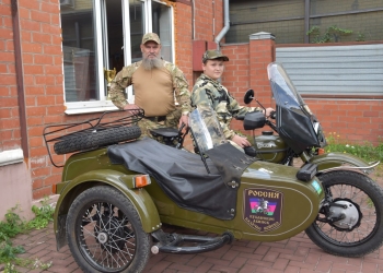 Казачьему военно-патриотическому клубу «Победа» спонсор подарил мотоцикл Урал