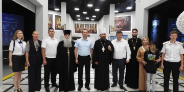 Казачья молодёжь посетила открытие выставки «100-летие подвига новомучеников и исповедников Российских при изъятии святынь»