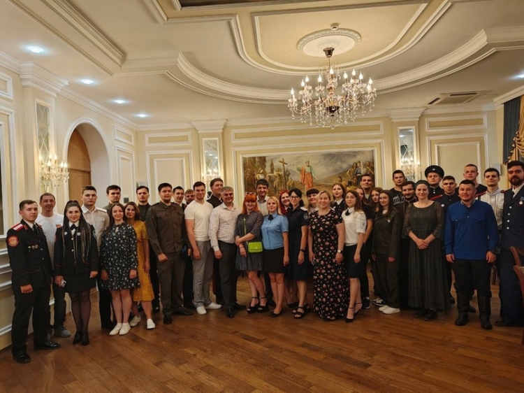 Молодые казаки обсудили тему лидерства на семинаре Росмолодёжи