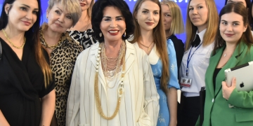 Певица Надежда Бабкина пожелала казачьей молодёжи побед на всех фронтах!