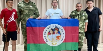 Председатель Сочинского отделения СКМК Александр Захаров встретился с активистами