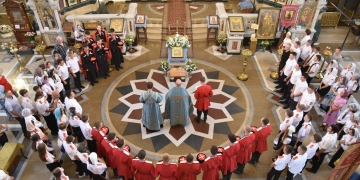 Казачья молодежь получила благословение на доброе учение в главном соборе Кубанского казачества