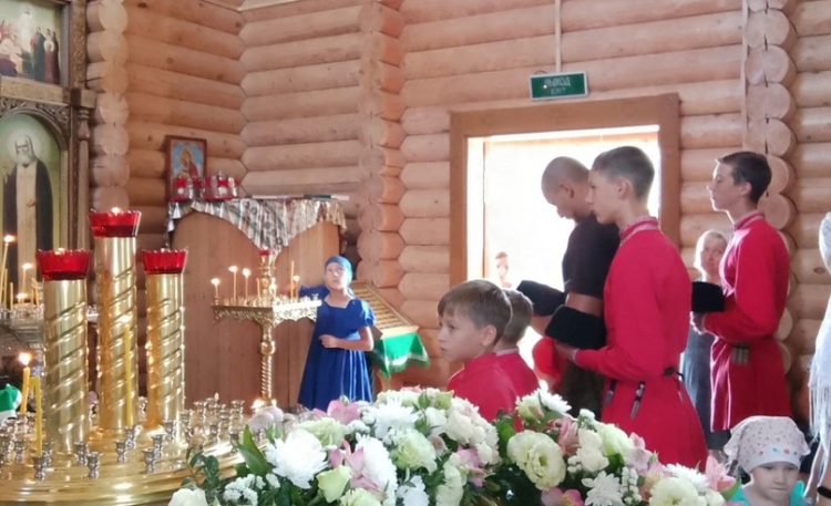 Казачья молодёжь Белореченского района приняла участие в престольном празднике