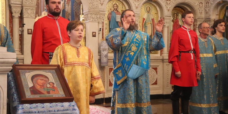 Православная казачья молодежь Краснодара отметила Успение Пресвятой Богородицы