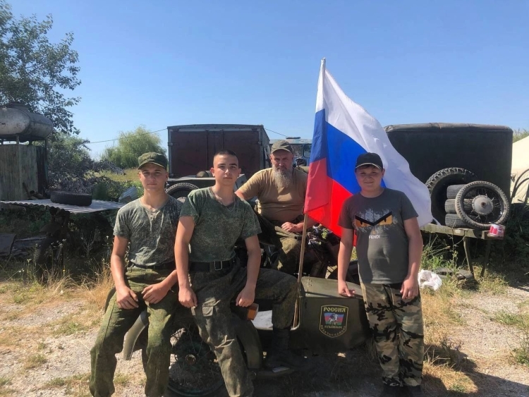 Системная работа с казачатами в военно-патриотическом клубе "Победа"