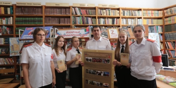 Старшеклассники встретились с председателем Союза казачьей молодежи Кубани