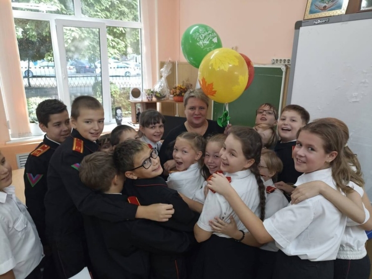 Анапские казаки-наставники провели занятия со школьниками