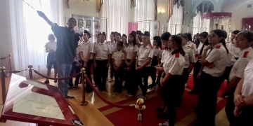 Для Каневских казачат провели экскурсию