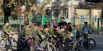 Для казачьей молодежи организовали общегородской велопробег
