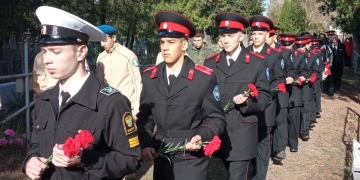 Ейские кадеты почтили память погибших детей-инвалидов