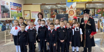 Казачата Кореновска посетили фотовыставку