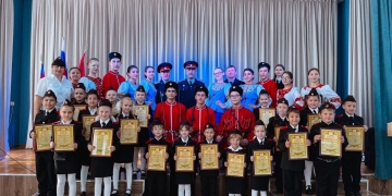 Первоклассников Крыловского района посвятили в казачата