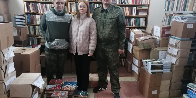 Союз казачьей молодежи Кубани передал литературу для Луганска